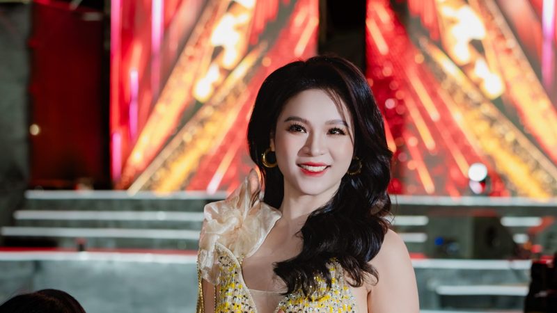 Đại minh tinh Lê Thị Mai Anh khiến khán giả Pleiku say đắm trong đêm chung kết Hoa hậu Doanh nhân Việt Nam 2026